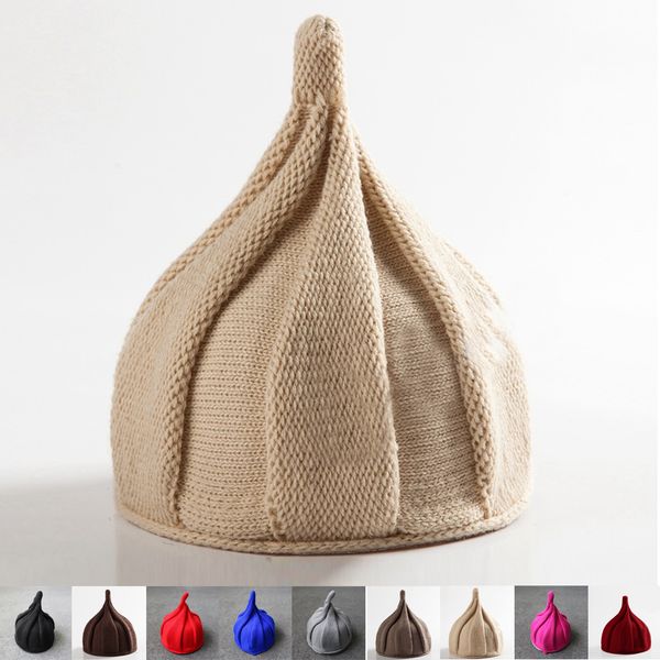 2019 winter shilly flower knitted windmills cap wool pointed soft steeple beanies hat for women
2019 winter shilly flower knitted windmills cap wool pointed soft steeple beanies hat for women