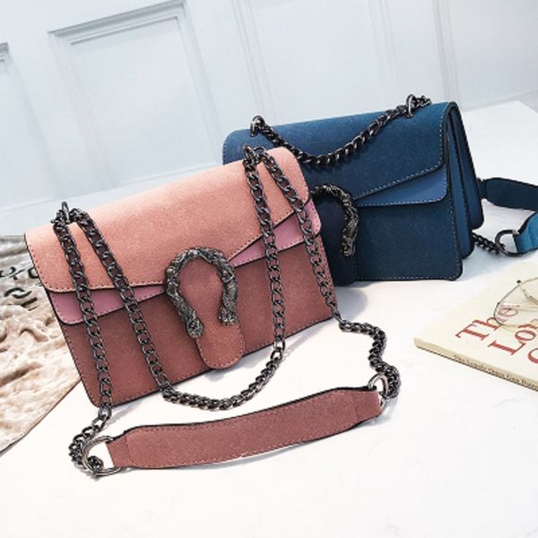 2019 new trend korean version of the wild one-shoulder messenger chain frosted solid color small square bag
2019 new trend korean version of the wild one-shoulder messenger chain frosted solid color small square bag