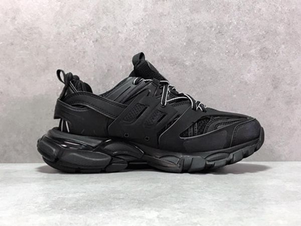 drop ship casual shoes track3.0 sneakers tess paris men gomma maille black low track 3m triple s shoes outdoor jogging designer clunky
drop ship casual shoes track3.0 sneakers tess paris men gomma maille black low track 3m triple s shoes outdoor jogging designer clunky