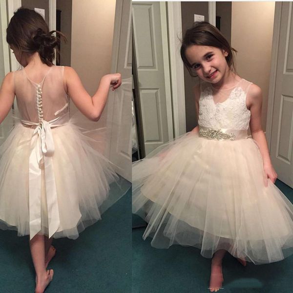 cute lace and tulle flower girls dresses sleeveless knee length tutu skirt girls birthday party kids communion dress with beaded sash, White;red
cute lace and tulle flower girls dresses sleeveless knee length tutu skirt girls birthday party kids communion dress with beaded sash, White;red