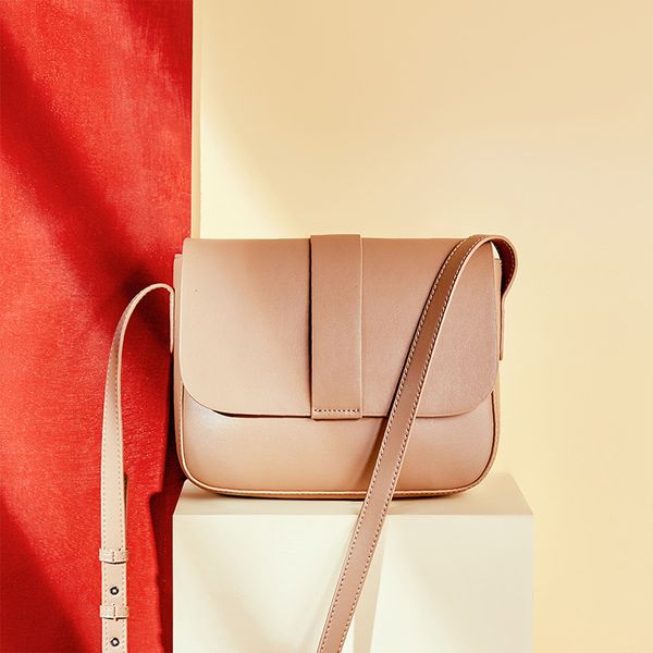 lady small bag lady retro texture small square bag european classic fashion elegant single shoulder khaki diagonal cross female bag 1315
lady small bag lady retro texture small square bag european classic fashion elegant single shoulder khaki diagonal cross female bag 1315