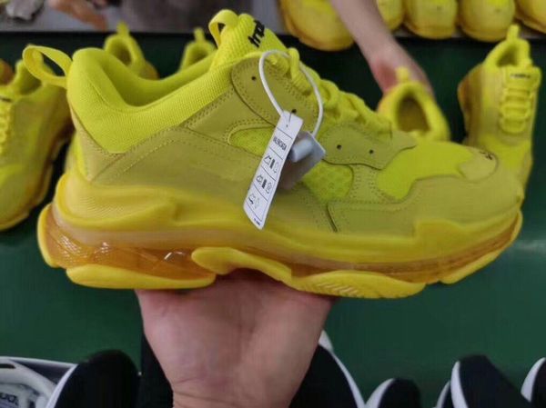 green triple s sneakers old dad shoes,low triple-s buffed leather and mesh sneakers for women & men causal sport shoes 1003036, Black
green triple s sneakers old dad shoes,low triple-s buffed leather and mesh sneakers for women & men causal sport shoes 1003036, Black