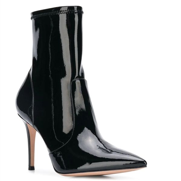 fall and winter new ladies leather boots, pointy stiletto heels, medium tube martin boots, size: 34-40, black
fall and winter new ladies leather boots, pointy stiletto heels, medium tube martin boots, size: 34-40, black