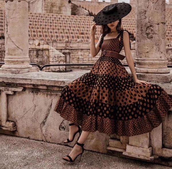 2020 взлетно посадочная полоса лето лук спагетти ремень длинные платья женская мода цвет соответствия точка печати оборками платье vestdios, Black
2020 взлетно посадочная полоса лето лук спагетти ремень длинные платья женская мода цвет соответствия точка печати оборками платье vestdios, Black