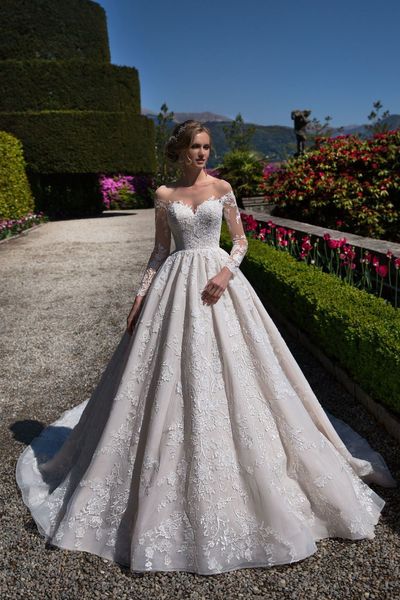 2019 elegant a-line lace appliqued wedding dresses new vintage luxury long sleeve plus size boho beach bridal gown custom made, White
2019 elegant a-line lace appliqued wedding dresses new vintage luxury long sleeve plus size boho beach bridal gown custom made, White