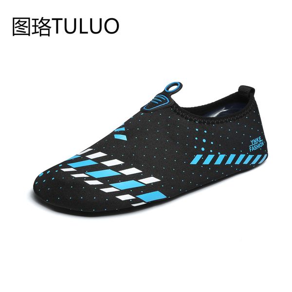 men woman aqua shoes barefoot skin sock striped shoes beach pool water socks aqua beach swim slipper on surf
men woman aqua shoes barefoot skin sock striped shoes beach pool water socks aqua beach swim slipper on surf