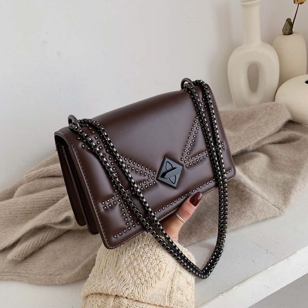 2020 new women's shoulder bags pu women's bag trend trendy messenger bag fashion chain pouch rivet shoulder
2020 new women's shoulder bags pu women's bag trend trendy messenger bag fashion chain pouch rivet shoulder