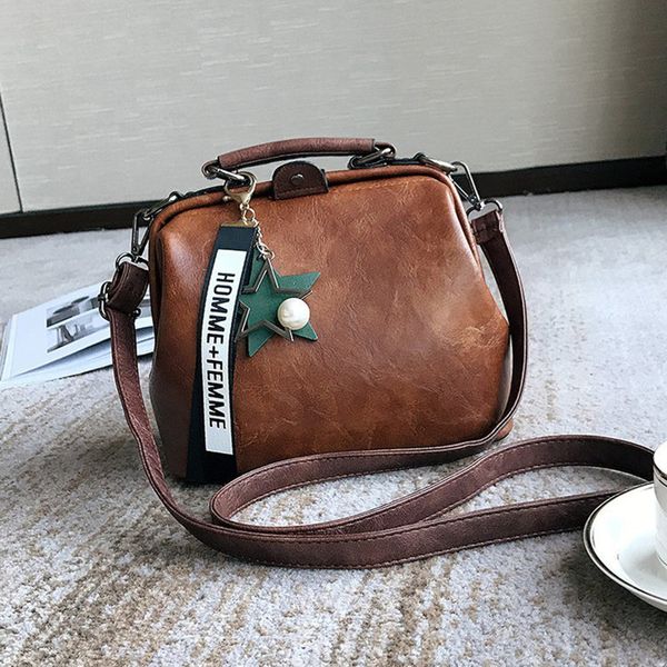 women handbag leather shoulder bag female doctor crossbody handbag star pendant tassel rivets casual famous brand women bags mx190726
women handbag leather shoulder bag female doctor crossbody handbag star pendant tassel rivets casual famous brand women bags mx190726