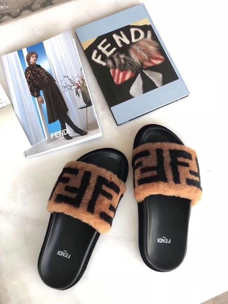 2020 Leadcat Fenty Rihanna искусственного мех Тапочки Женщина Люди сандалия мода Потертость Furry флип-флоп Слайды высокого качества с коробкой Размер 35-45 102
2020 Leadcat Fenty Rihanna искусственного мех Тапочки Женщина Люди сандалия мода Потертость Furry флип-флоп Слайды высокого качества с коробкой Размер 35-45 102