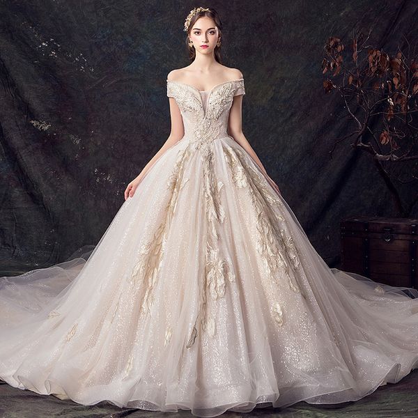 2019 ball gown white wedding dress lace appliques bridal gowns vestido de novias princess long robe de mariee plus size elegant
2019 ball gown white wedding dress lace appliques bridal gowns vestido de novias princess long robe de mariee plus size elegant