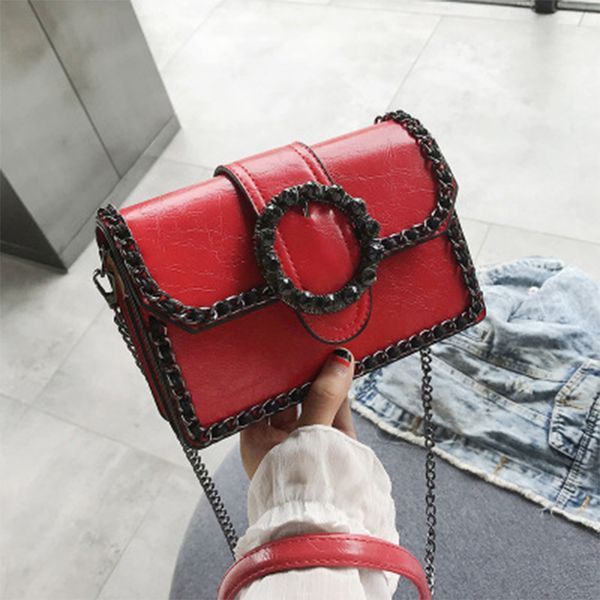 роскошные металлические горный хрусталь замок crossbody сумки для женщин мода цепи женщин сумки на ремне повседневная soild цвет женский сум
роскошные металлические горный хрусталь замок crossbody сумки для женщин мода цепи женщин сумки на ремне повседневная soild цвет женский сум