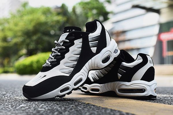 new tn plus casual shoes classic outdoor run shoes tn black white sport shock sneakers mens requin olive silver in metallic
new tn plus casual shoes classic outdoor run shoes tn black white sport shock sneakers mens requin olive silver in metallic