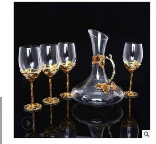 2020 decanter creative enamel goblet red wine five piece european fashion lead-glass wine glasses drinkware
2020 decanter creative enamel goblet red wine five piece european fashion lead-glass wine glasses drinkware