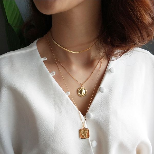 european fashion fashion brand jewelry european and american 925 sterling silver geometric love pattern necklace short neck chain, Golden;silver
european fashion fashion brand jewelry european and american 925 sterling silver geometric love pattern necklace short neck chain, Golden;silver