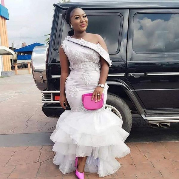 one shoulder african prom dresses plus size appliques handmade flowers maid of the honor bridesmaid dress tiered skirt evening gowns, Black;red
one shoulder african prom dresses plus size appliques handmade flowers maid of the honor bridesmaid dress tiered skirt evening gowns, Black;red