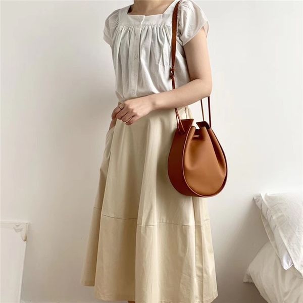 stylish black temperament hand-held oblique bag