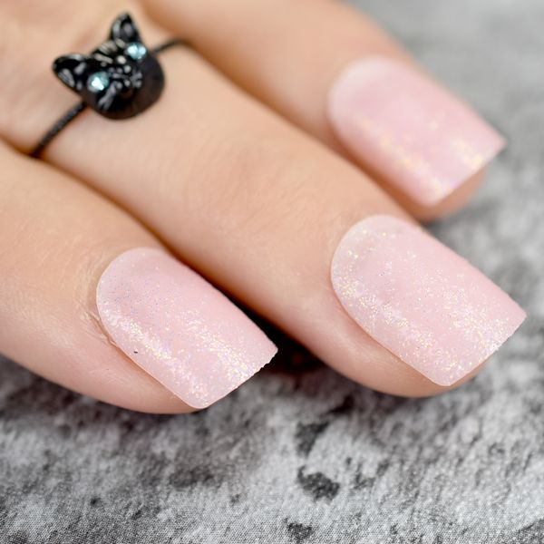 false nails baby pink short tips light with shimmer glitter full cover artificial fake nail for home office faux ongles, Red;gold
false nails baby pink short tips light with shimmer glitter full cover artificial fake nail for home office faux ongles, Red;gold