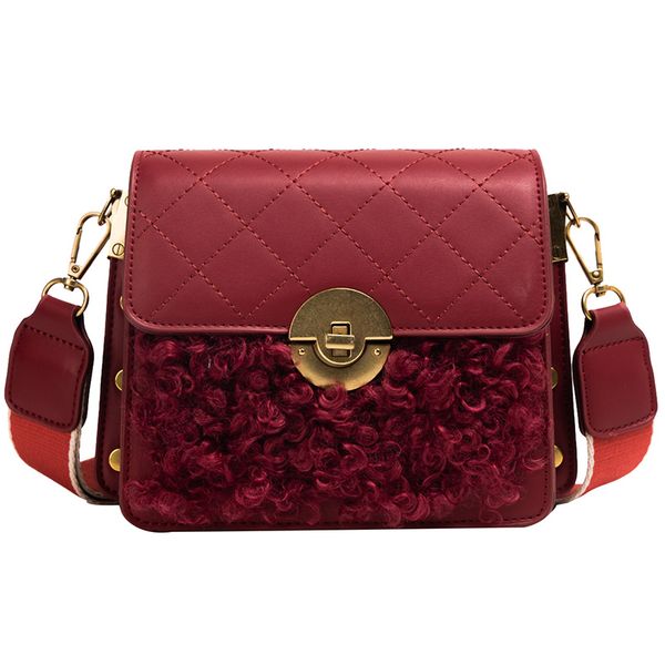 2019 new womens shoulder crossbody bag plush and rivet decorative handbag designer solid color buckle leather small square bags
2019 new womens shoulder crossbody bag plush and rivet decorative handbag designer solid color buckle leather small square bags