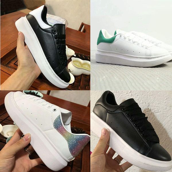 Fashion Luxurys Men Women Designer Shoes New Colors Lady Girls Family Casual Shoes Lace Up Hiking Outdoor Runner Sneakers 5-11
Fashion Luxurys Men Women Designer Shoes New Colors Lady Girls Family Casual Shoes Lace Up Hiking Outdoor Runner Sneakers 5-11