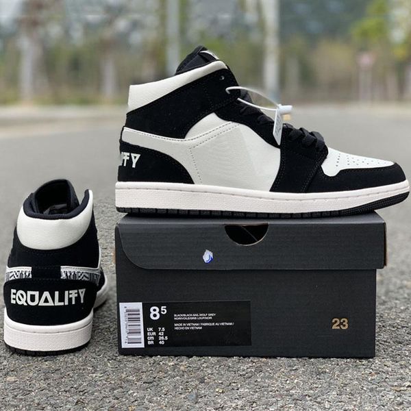BHM EQUALITY Mid SE Basketball Shoes 1s 2019 Black White Unique Designer Mens Women Outdoor Sports Trainers Size 36-46
BHM EQUALITY Mid SE Basketball Shoes 1s 2019 Black White Unique Designer Mens Women Outdoor Sports Trainers Size 36-46