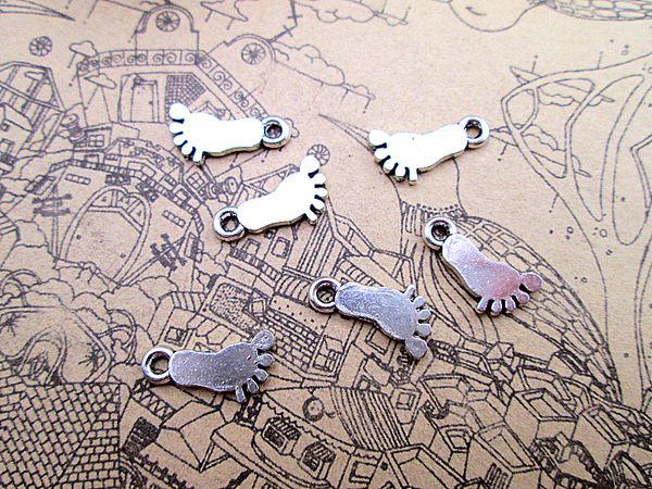 150pcs-- foot charms, antique tibetan silver foot charms pendants 14x10mm, Bronze;silver
150pcs-- foot charms, antique tibetan silver foot charms pendants 14x10mm, Bronze;silver