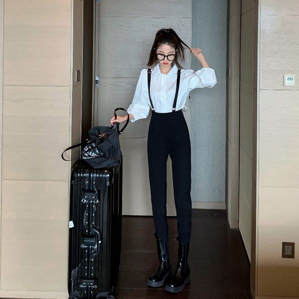 2020 early autumn new style western style lantern sleeve shirt handsome bib pants slim straight pants two-piece suit for women, Black;white
2020 early autumn new style western style lantern sleeve shirt handsome bib pants slim straight pants two-piece suit for women, Black;white