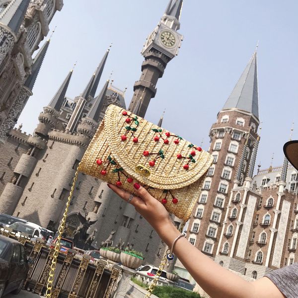 fashion 2019 casual summer embroidered straw shoulder hand woven bag cherry messenger casual small square bag
fashion 2019 casual summer embroidered straw shoulder hand woven bag cherry messenger casual small square bag