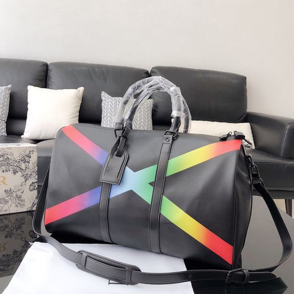 T rainbow gradient airport travel bag luxury fa hion treet men women de igner couple port luggage bag black t y bb149
T rainbow gradient airport travel bag luxury fa hion treet men women de igner couple port luggage bag black t y bb149