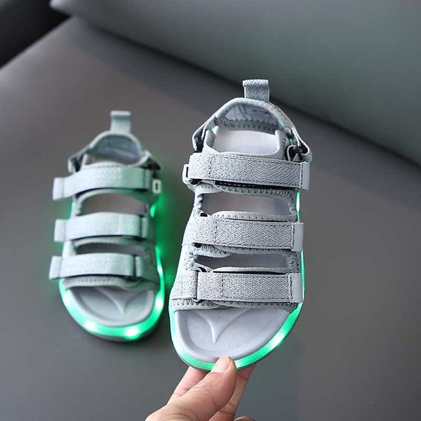 unclejerry 2020 child's summer shoes led glowing sandal for boys and girls hook and loop fastener kid sandals for toddler, Black;red
unclejerry 2020 child's summer shoes led glowing sandal for boys and girls hook and loop fastener kid sandals for toddler, Black;red