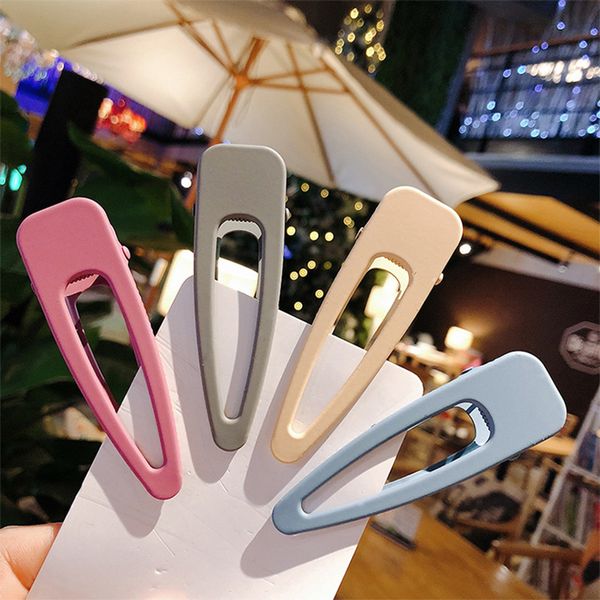 selling elegant hair clip women frosted hollow geometric duckbill clip hairpin ladies jewely drop shopping accesorios mujer, Golden;white
selling elegant hair clip women frosted hollow geometric duckbill clip hairpin ladies jewely drop shopping accesorios mujer, Golden;white