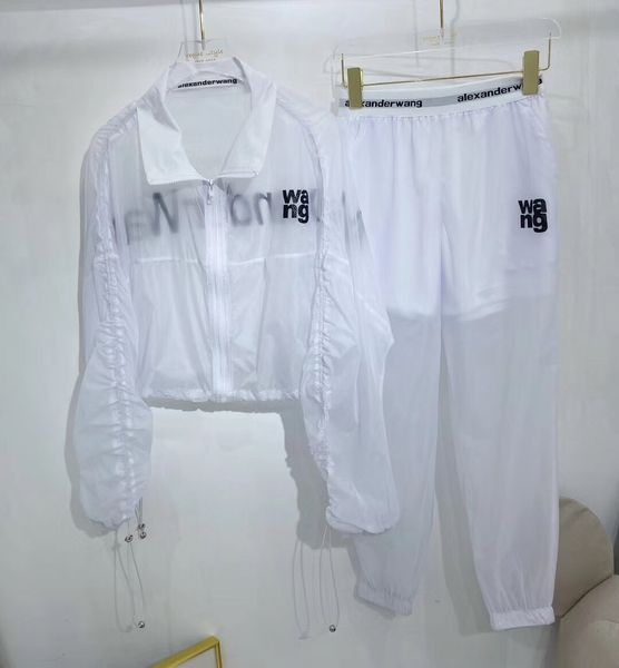 0609 women sets designer jacket and shirt shorts two pieces sun protection clothing women designer clothes comfortable ultra-thin, White
0609 women sets designer jacket and shirt shorts two pieces sun protection clothing women designer clothes comfortable ultra-thin, White