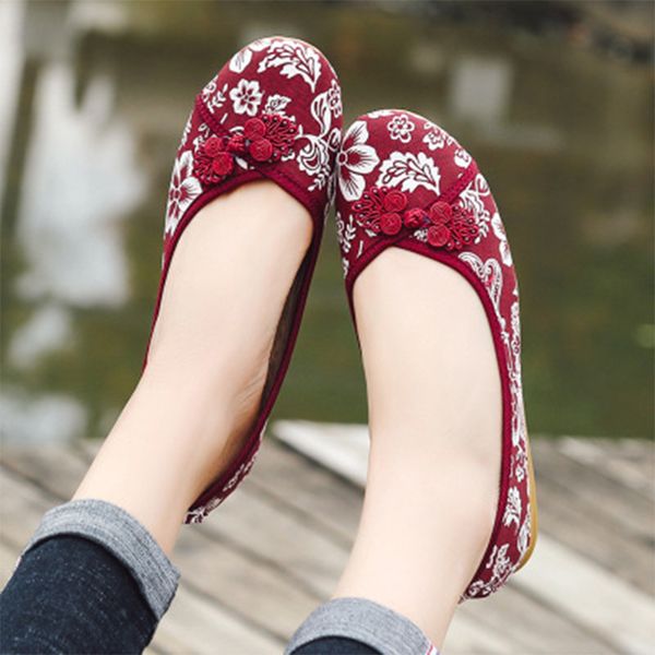 woman embroidered flats female loafers ladies square dance shoes women comfort ethinc footwear plus size 42, Black
woman embroidered flats female loafers ladies square dance shoes women comfort ethinc footwear plus size 42, Black