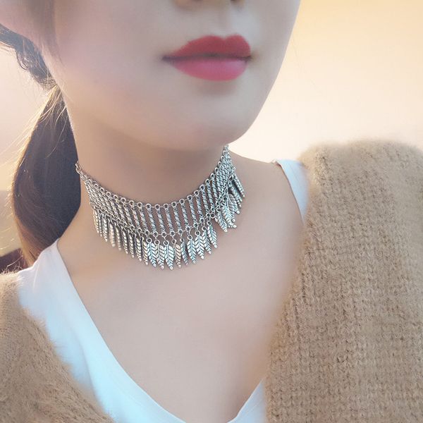 europe and the united states cross-border women multi-layer necklace retro national wind metal feather leaves su-sukicle chain, Silver
europe and the united states cross-border women multi-layer necklace retro national wind metal feather leaves su-sukicle chain, Silver