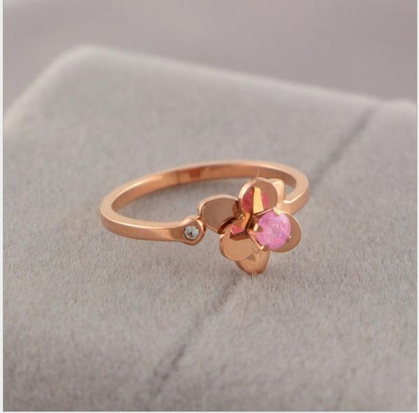 18k rose plated titanium steel ring single diamond powder diamond ring color gemstone three flower diamond ring, Silver
18k rose plated titanium steel ring single diamond powder diamond ring color gemstone three flower diamond ring, Silver
