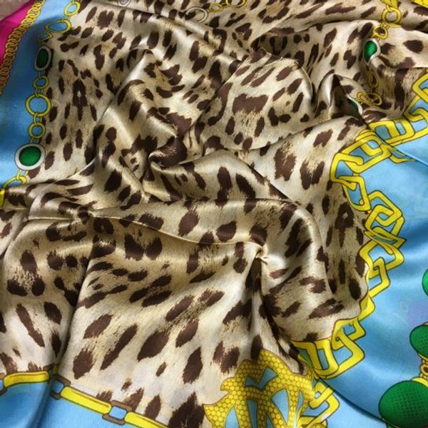 wholesale- new design women's long scarf 100% silk three colors print leopard grain design size 180cm - 65cm, Blue;gray
wholesale- new design women's long scarf 100% silk three colors print leopard grain design size 180cm - 65cm, Blue;gray