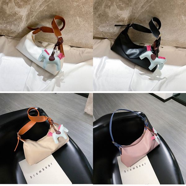 2020 underarm niche design shoulder leisure leisure shoulder casual all-match casual french stick bag sweet cross women's bag
2020 underarm niche design shoulder leisure leisure shoulder casual all-match casual french stick bag sweet cross women's bag