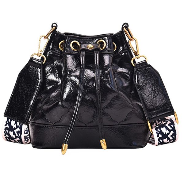 wide strap crossbody bag drawstring bucket bag luxury leather female shoulder bags messenger bags for women 2019 bolsa de hombro
wide strap crossbody bag drawstring bucket bag luxury leather female shoulder bags messenger bags for women 2019 bolsa de hombro