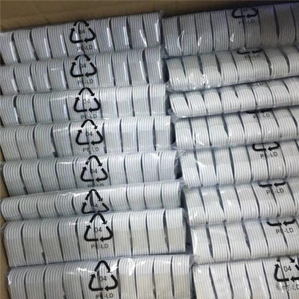 Factory Outlet 1M Line USB Data Sync Quick Charger Cable for IPAD iPhone7 Cheap Data Cable 
Factory Outlet 1M Line USB Data Sync Quick Charger Cable for IPAD iPhone7 Cheap Data Cable