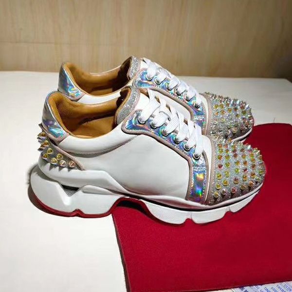 europe and the united states new autumn and winter rivets handsome women's shoes low to help with rivets leather casual couples shoes t
europe and the united states new autumn and winter rivets handsome women's shoes low to help with rivets leather casual couples shoes t