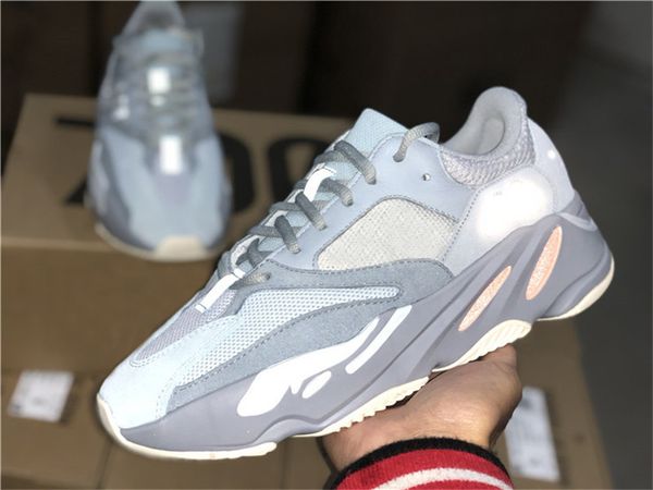 2019 High Authentic 700 Inertia Grey BASF Kanye West Wave Runnner Running Shoes Mens Sneakers Sports APE779001 With Original Box 36-47
2019 High Authentic 700 Inertia Grey BASF Kanye West Wave Runnner Running Shoes Mens Sneakers Sports APE779001 With Original Box 36-47
