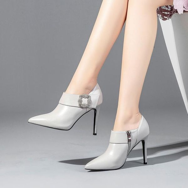 autumn low-end shoes water drill zipper fine-heeled single-heeled high-heeled light gray deep-mouthed toe layer cowhide 9.5cm, Black
autumn low-end shoes water drill zipper fine-heeled single-heeled high-heeled light gray deep-mouthed toe layer cowhide 9.5cm, Black