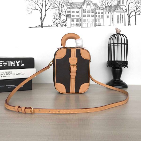 дизайнер crossbody сумка роскошные клатч сумка бренд сумка для женщин мини pochette багажа дизайнер сумка ключ сумка женские сумки
дизайнер crossbody сумка роскошные клатч сумка бренд сумка для женщин мини pochette багажа дизайнер сумка ключ сумка женские сумки