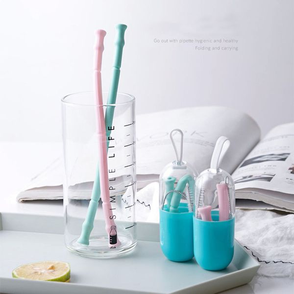 

collapsible silicone straw reusable folding drinking straw with carrying case and cleaning brush for travel home office drinks