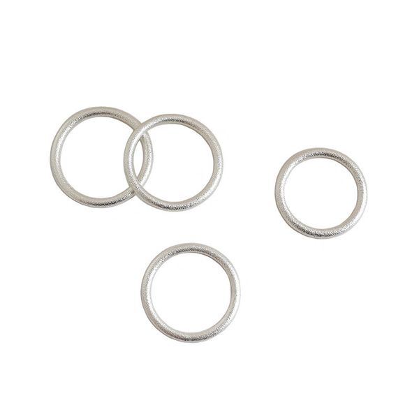 100% 925 sterling silver finger rings new simple 1.8mm thickness knuckle ring for women polished silver rings size 4/5/6/7
100% 925 sterling silver finger rings new simple 1.8mm thickness knuckle ring for women polished silver rings size 4/5/6/7