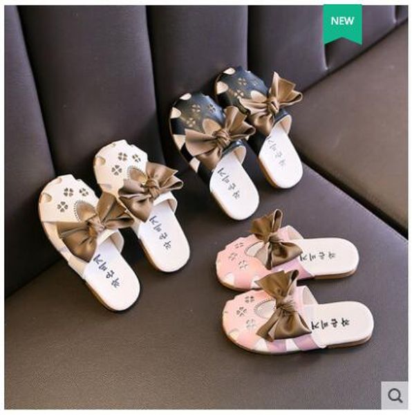 slippers rubber boys summer children's shoes baby sandals girl slippers shoes baby cartoon boy home 2, Black;red
slippers rubber boys summer children's shoes baby sandals girl slippers shoes baby cartoon boy home 2, Black;red