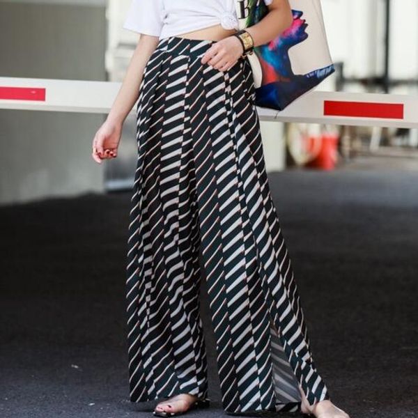 striped wide leg pants female high waist split chiffon trousers for women loose 2020 summer dc595, Black;white
striped wide leg pants female high waist split chiffon trousers for women loose 2020 summer dc595, Black;white