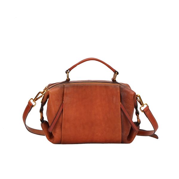 2019 new leather women's bag retro messenger women's shoulder bag head layer leather handbag winter trend