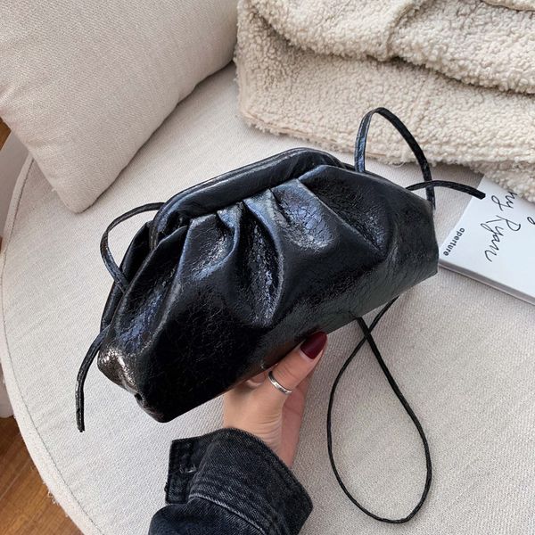 solid color elegant crossbody bags for women 2020 small clutch female party handbags and purses lady shoulder messenger bag
solid color elegant crossbody bags for women 2020 small clutch female party handbags and purses lady shoulder messenger bag