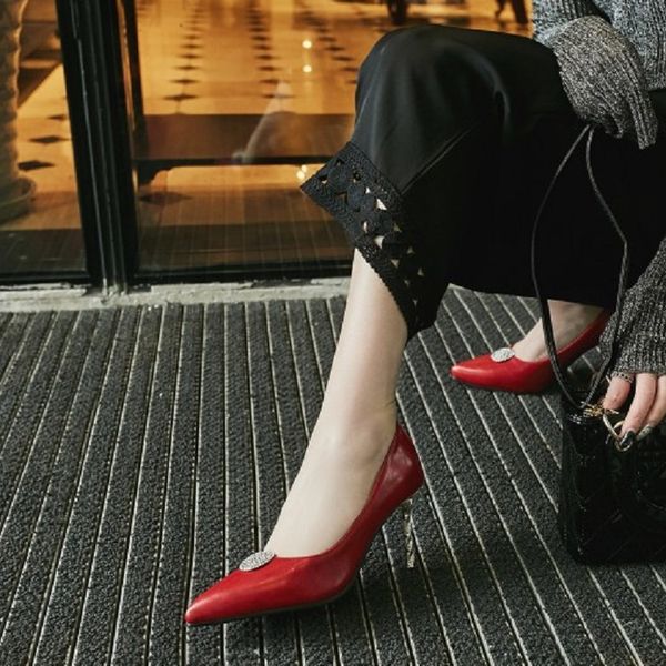 dress shoes big size 11 12 13 14 15 16 17 ladies high heels women woman pumps shallow mouth fine with water drill package the heel, Black
dress shoes big size 11 12 13 14 15 16 17 ladies high heels women woman pumps shallow mouth fine with water drill package the heel, Black