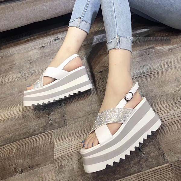 2020famous ladies red bottom wedge cataclou sandals patent leather studded fashion ankle strap women's pumps party dress shoes,with box, Black 
2020famous ladies red bottom wedge cataclou sandals patent leather studded fashion ankle strap women's pumps party dress shoes,with box, Black